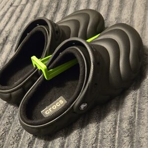 Crocs Black Overpuff Clogs